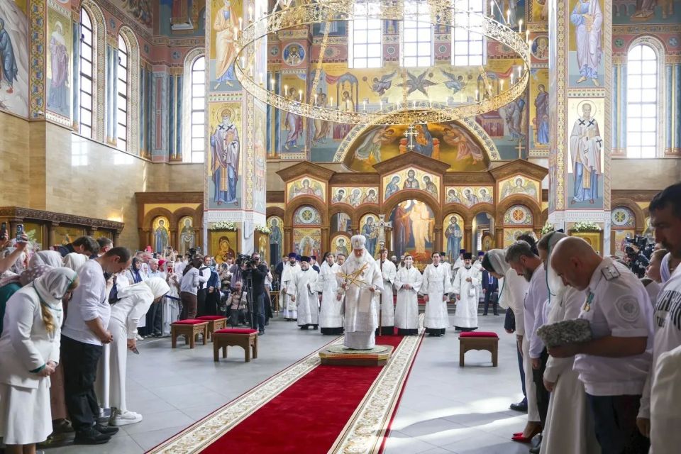 От памятного креста до великого освящения: история храма Вознесения Господня От памятного креста до великого освящения: история храма Вознесения Господня