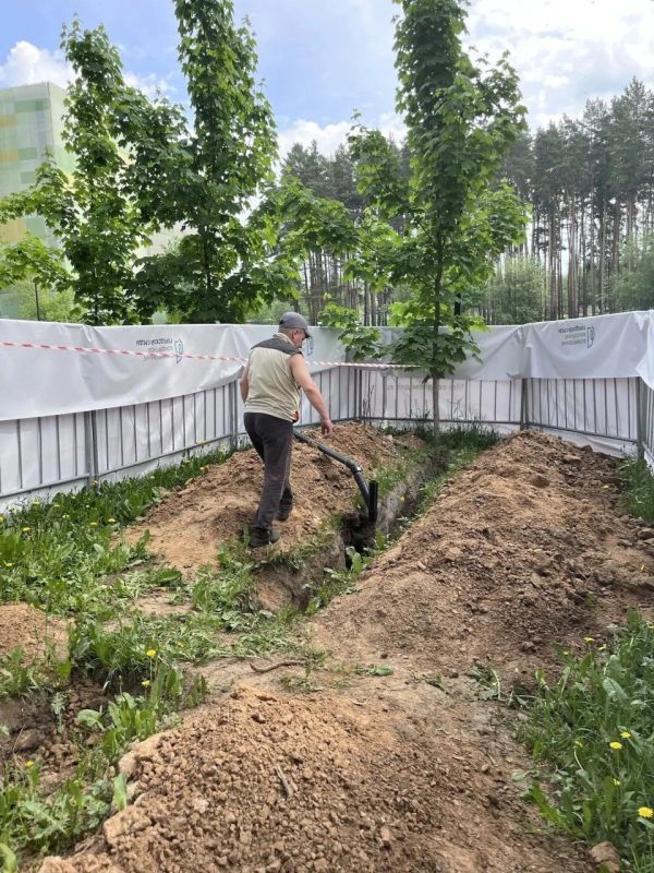 В парке «Ёлочки» продолжается модернизация системы водоотведения В парке «Ёлочки» продолжается модернизация системы водоотведения