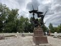 Вместе с главой Городского округа Пушкинский Максимом Красноцветовым посмотрели ход реконструкции мемориального комплекса «Журавли» в Ивантеевке