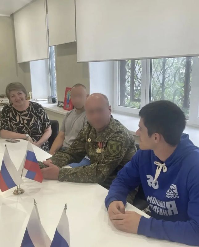 В Серпухове прошла встреча с участниками СВО и отправлен очередной гуманитарный груз В Серпухове прошла встреча с участниками СВО и отправлен очередной гуманитарный груз