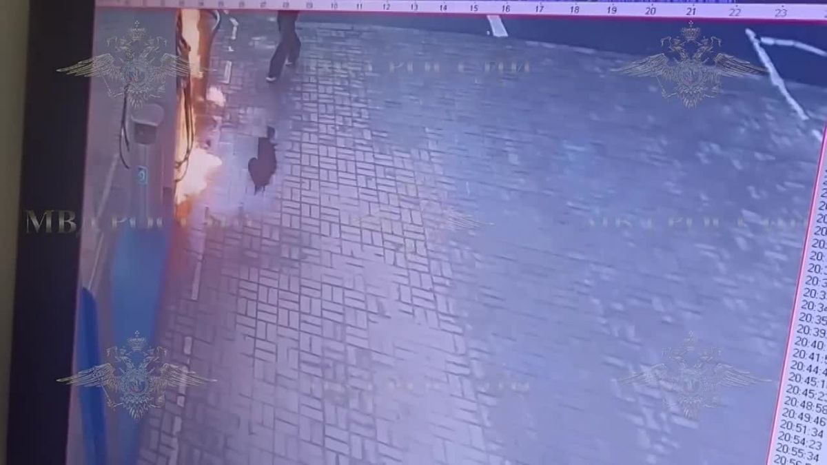 В Подмосковье задержали 16-летнюю девушку, которая подожгла заправку в Щёлкове