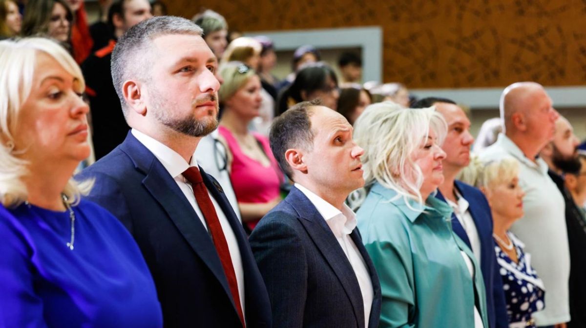 В Ленинском городском округе состоялся торжественный выпускной Московского регионального социально-экономического института (МРСЭИ) В Ленинском городском округе состоялся торжественный выпускной Московского регионального социально-экономического института (МРСЭИ)
