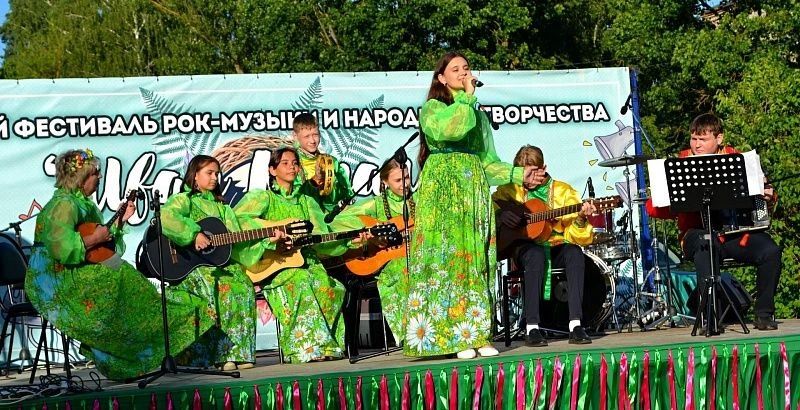 4 июля в посёлке Хорлово состоялся Открытый фестиваль-конкурс рок-музыки и народного творчества «Иван Купала» 4 июля в посёлке Хорлово состоялся Открытый фестиваль-конкурс рок-музыки и народного творчества «Иван Купала»