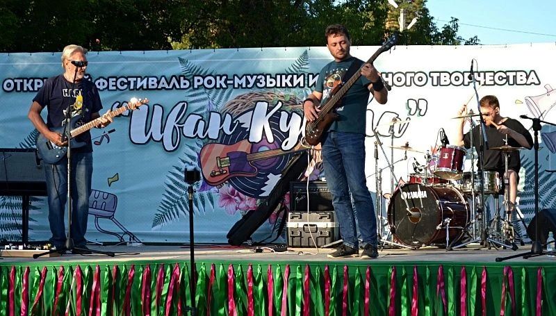 4 июля в посёлке Хорлово состоялся Открытый фестиваль-конкурс рок-музыки и народного творчества «Иван Купала»
