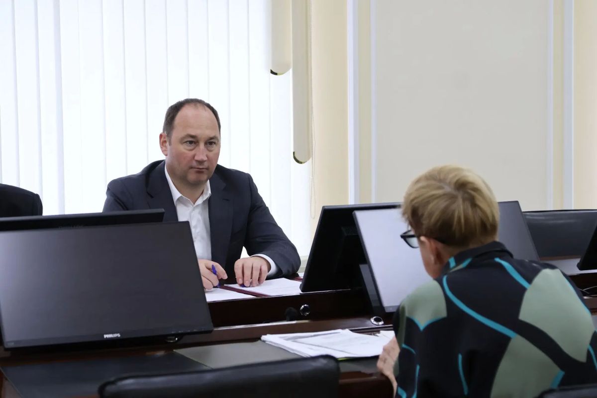 Глава округа провёл личный приём граждан Глава округа провёл личный приём граждан