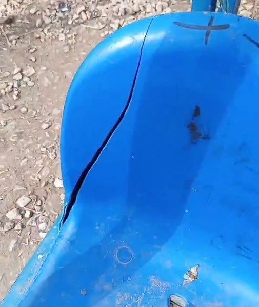 Вандальная живопись: в Долгопрудном хулиганы изуродовали трибуну для болельщиков Вандальная живопись: в Долгопрудном хулиганы изуродовали трибуну для болельщиков