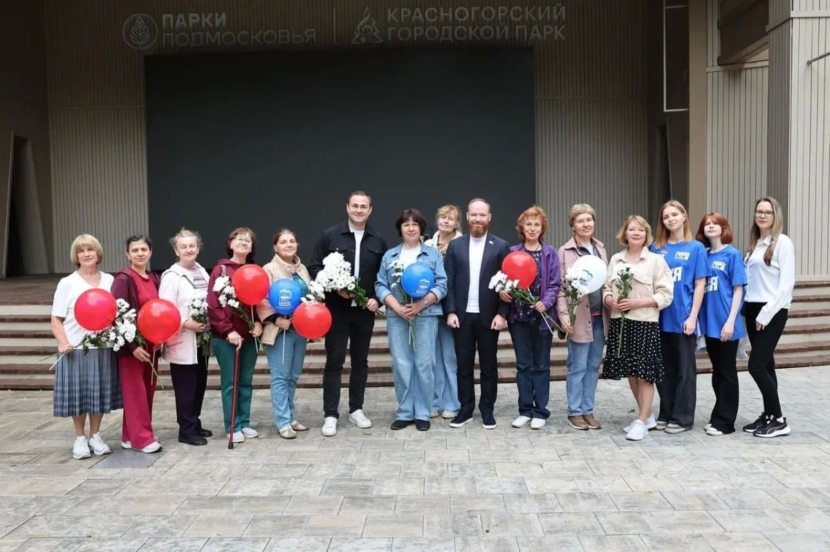 8 июля в России отмечают День семьи, любви и верности 8 июля в России отмечают День семьи, любви и верности