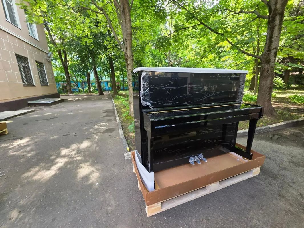 Новые музыкальные инструменты поступили в детскую музыкальную школу №2 Люберец Новые музыкальные инструменты поступили в детскую музыкальную школу №2 Люберец