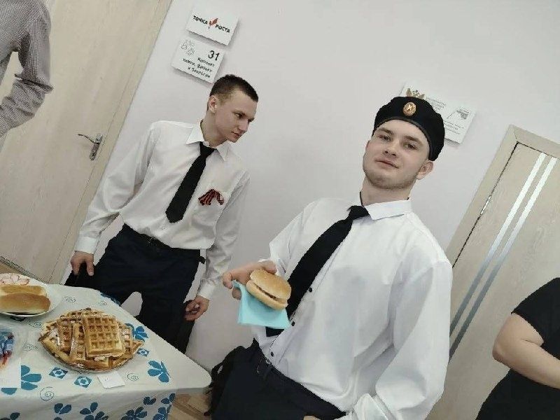В Березовской школе прошел праздник домашних сладостей