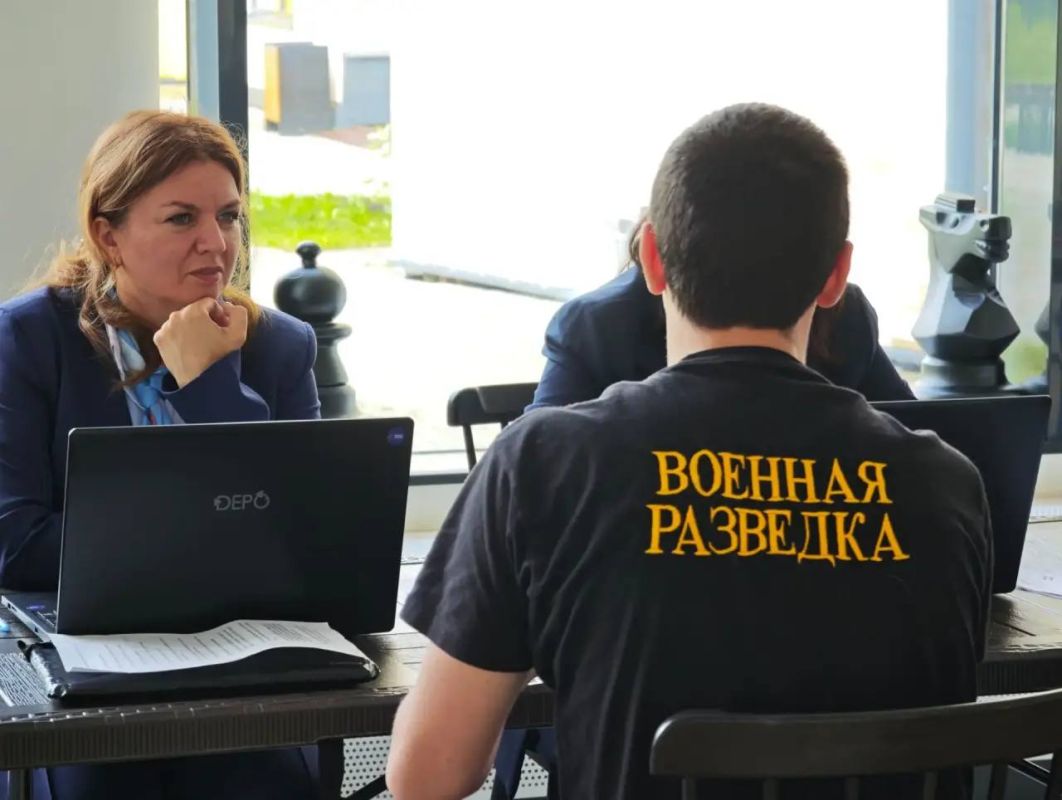 В семейном центре имени А.И. Мещерякова прошла выездная консультация Кадрового центра Подмосковья для участников СВО В семейном центре имени А.И. Мещерякова прошла выездная консультация Кадрового центра Подмосковья для участников СВО
