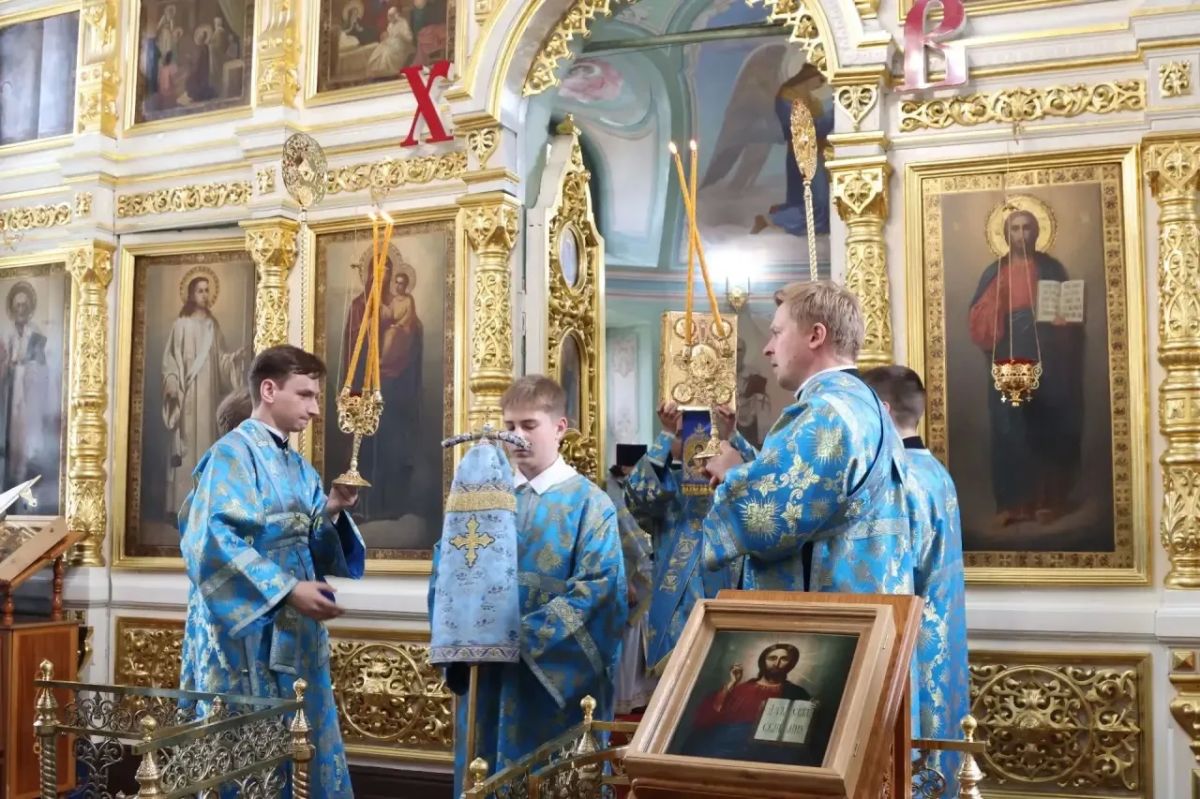 Сергей Мужальских: Принял участие в праздничном богослужении, посвящённом Дню Тихвинской иконы Божией Матери, в Тихвинском храме города Ступино Сергей Мужальских: Принял участие в праздничном богослужении, посвящённом Дню Тихвинской иконы Божией Матери, в Тихвинском храме города Ступино