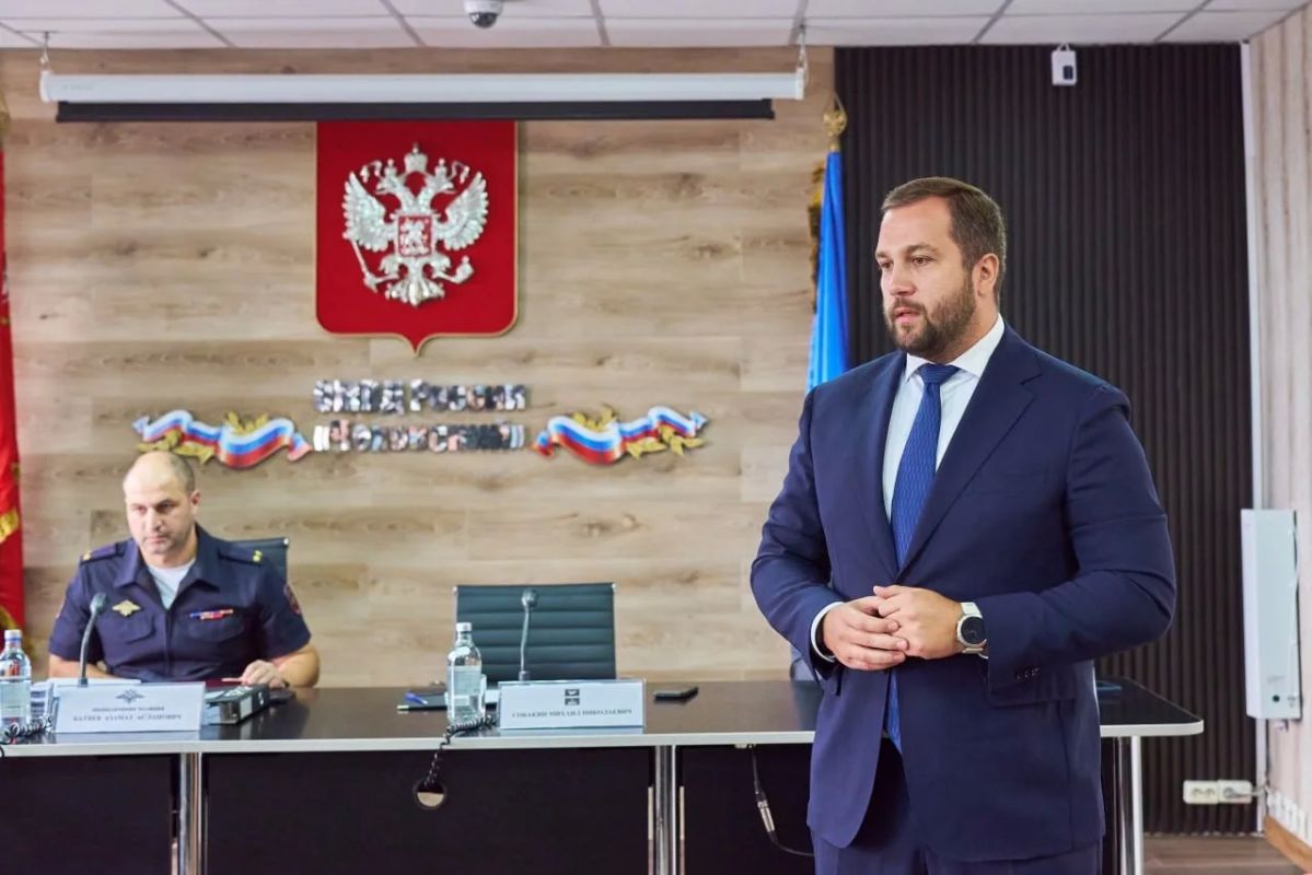 Михаил Собакин: Принял участие в оперативном совещании на котором были подведены итоги оперативно-служебной деятельности с января по июнь текущего года Михаил Собакин: Принял участие в оперативном совещании на котором были подведены итоги оперативно-служебной деятельности с января по июнь текущего года