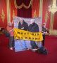 Эпштейн и экс-принц Эндрю появились в тронном зале Букингемского дворца