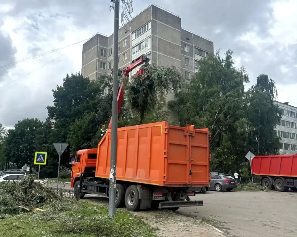 На утро 13 июля без электроэнергии в Сергиево-Посадском округе остаются 21 населённый пункт и 8 садовых товариществ На утро 13 июля без электроэнергии в Сергиево-Посадском округе остаются 21 населённый пункт и 8 садовых товариществ