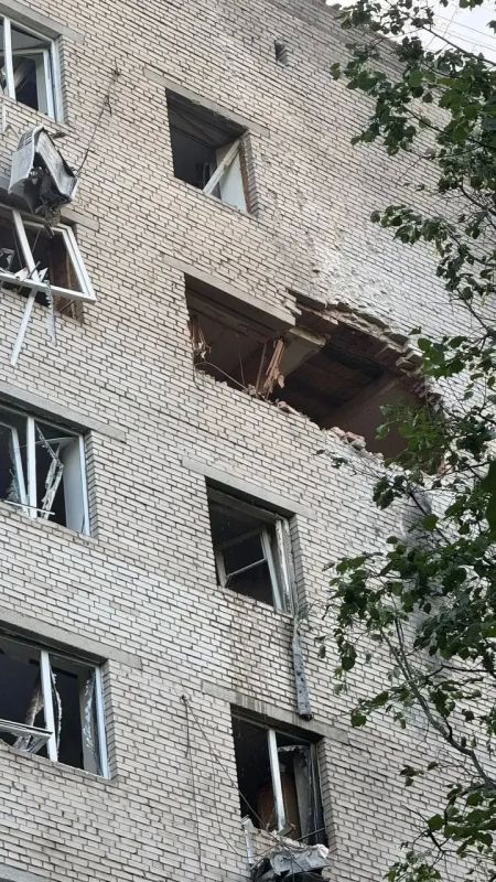 Три человека погибли в результате атаки БПЛА на Подмосковье, еще пять человек пострадали, сообщил губернатор области Андрей Воробьев Три человека погибли в результате атаки БПЛА на Подмосковье, еще пять человек пострадали, сообщил губернатор области Андрей Воробьев