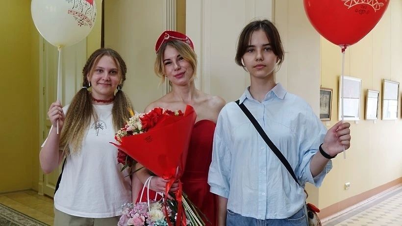 В МВЦ «Путевой дворец» в Солнечногорске открылись три персональные выставки! В МВЦ «Путевой дворец» в Солнечногорске открылись три персональные выставки!