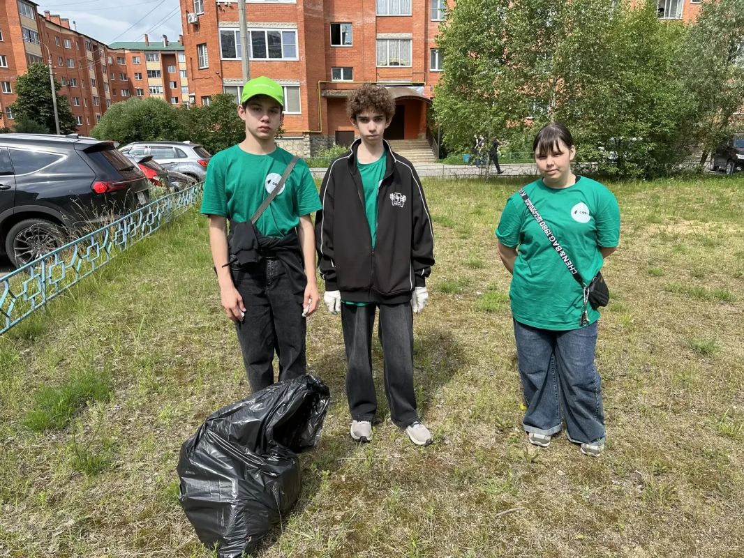 Зелёный десант - дмитровская молодёжь меняет округ к лучшему Зелёный десант - дмитровская молодёжь меняет округ к лучшему