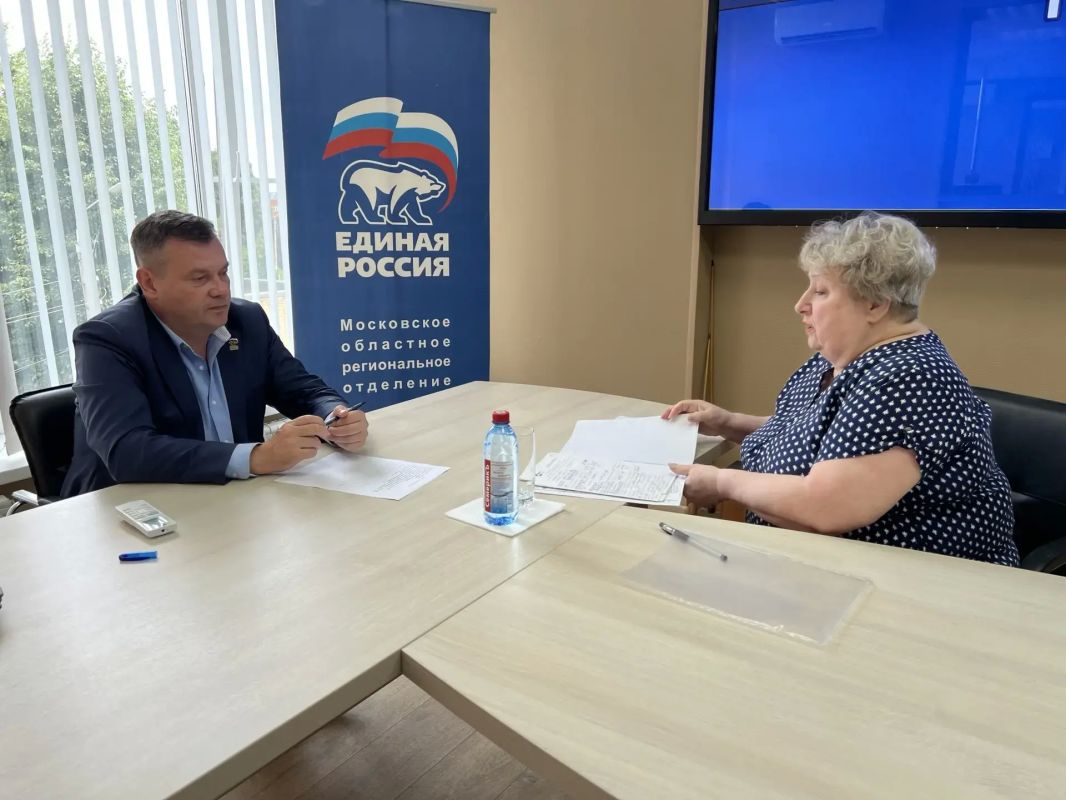 Александр Гречищев: Встретился с жителями нашего округа на личном приеме Александр Гречищев: Встретился с жителями нашего округа на личном приеме