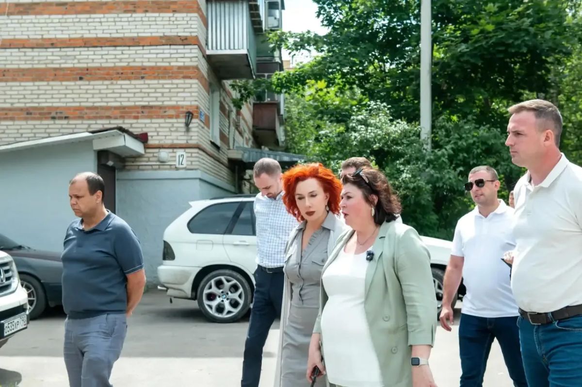 Татьяна Витушева: С рабочим выездом посетила Павловскую Слободу, где проверила ход выполнения ряда важных мероприятий по развитию и благоустройству территории Татьяна Витушева: С рабочим выездом посетила Павловскую Слободу, где проверила ход выполнения ряда важных мероприятий по развитию и благоустройству территории
