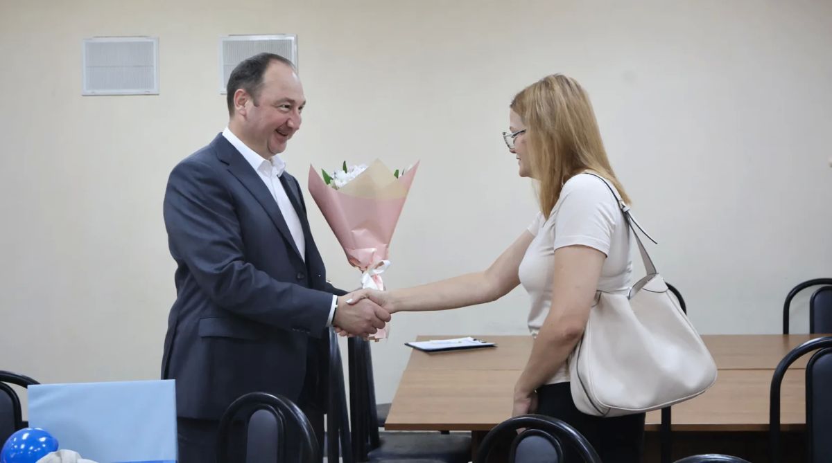 Глава округа поздравил с днём рождения сына погибшего участника СВО Глава округа поздравил с днём рождения сына погибшего участника СВО