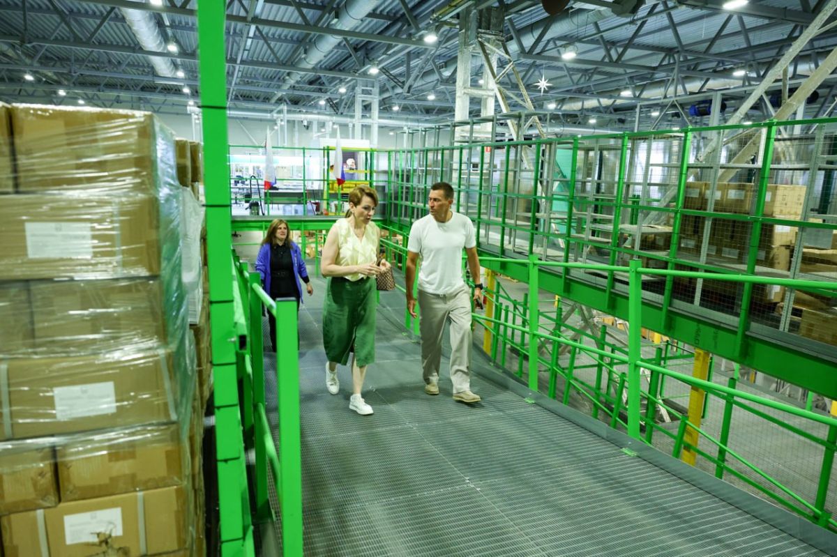 Российское качество: Александр Легков высоко оценил продукцию мытищинского предприятия Российское качество: Александр Легков высоко оценил продукцию мытищинского предприятия