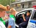В подмосковном Красногорске на базе лагеря дневного пребывания «Сказочный» сотрудники областной Госавтоинспекции провели для ребят увлекательный интерактивный день, поближе познакомив их с важной и ответственной профессией...