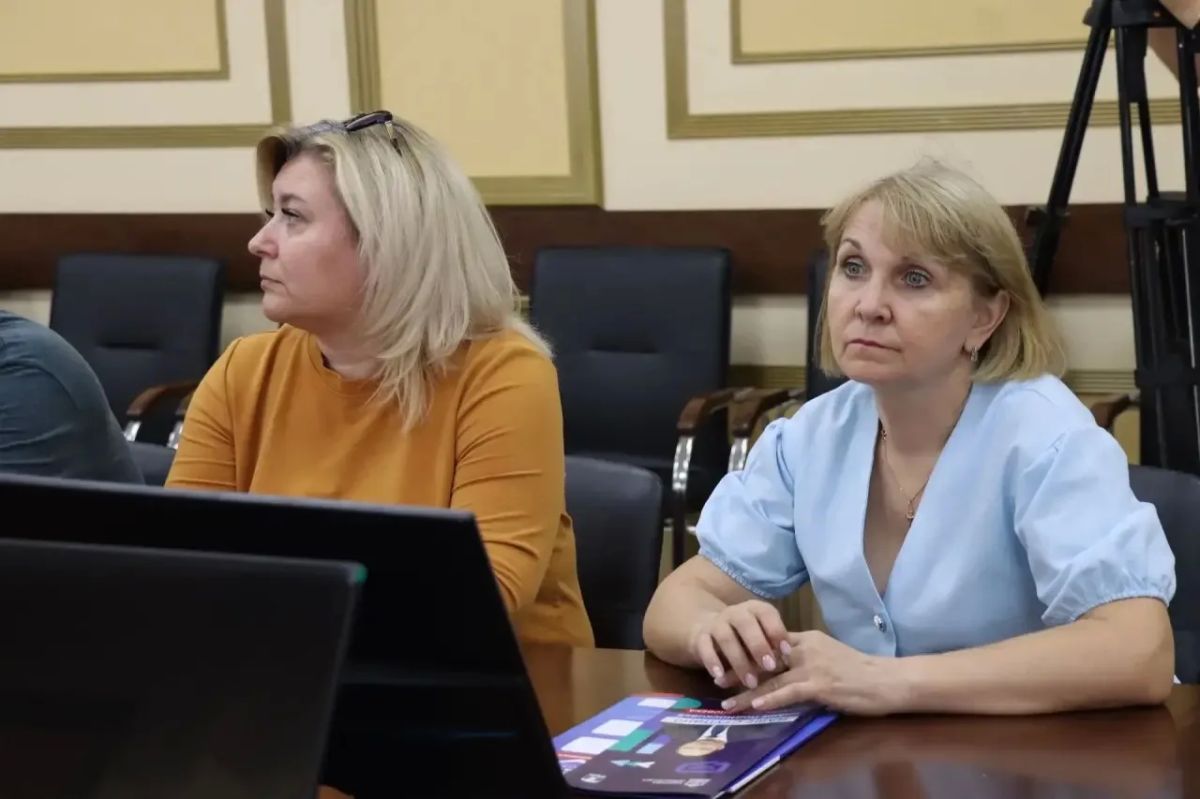 Сергей Мужальских: Вместе с депутатом Государственной Думы Александром Коганом провели встречу с лидерами общественного мнения городского округа Ступино Сергей Мужальских: Вместе с депутатом Государственной Думы Александром Коганом провели встречу с лидерами общественного мнения городского округа Ступино