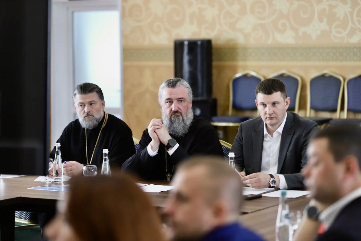 Вновь встретились с настоятелями наших храмов