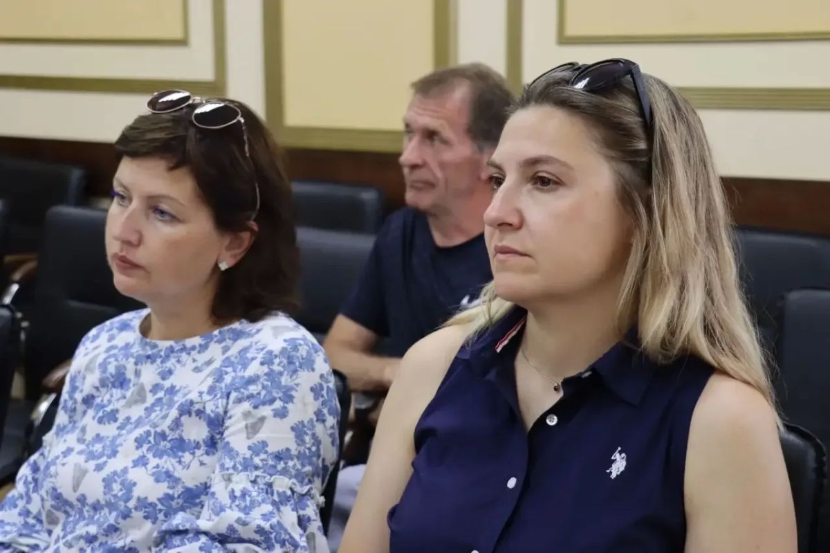Сергей Мужальских: Вместе с депутатом Государственной Думы Александром Коганом провели встречу с лидерами общественного мнения городского округа Ступино Сергей Мужальских: Вместе с депутатом Государственной Думы Александром Коганом провели встречу с лидерами общественного мнения городского округа Ступино