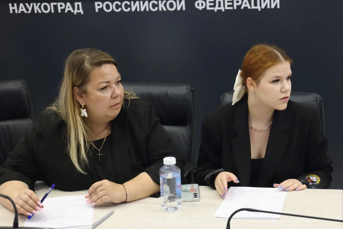 В Реутове состоялось совместное заседание Совета депутатов и Молодёжного парламента В Реутове состоялось совместное заседание Совета депутатов и Молодёжного парламента