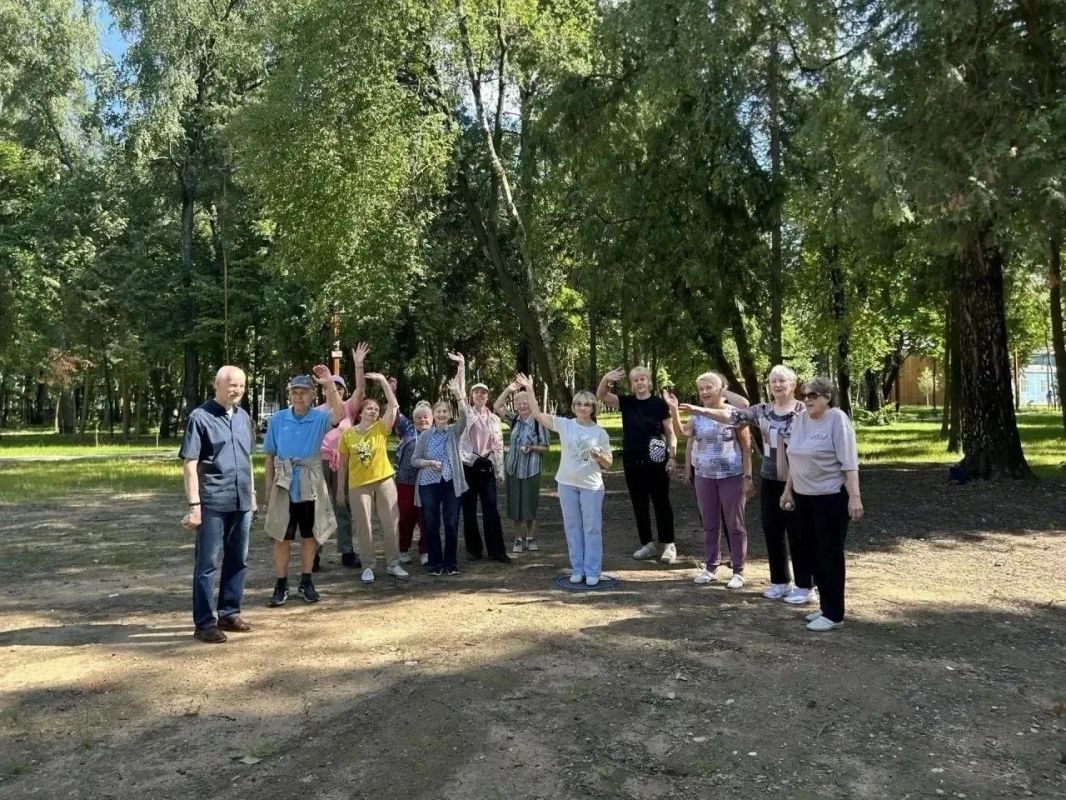 В клубе «Активное долголетие» появилась новая летняя активность — петанк
