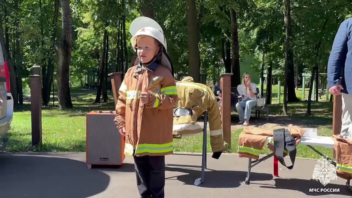 В Подмосковье масштабно отметили 99-летие органов государственного пожарного надзора МЧС России