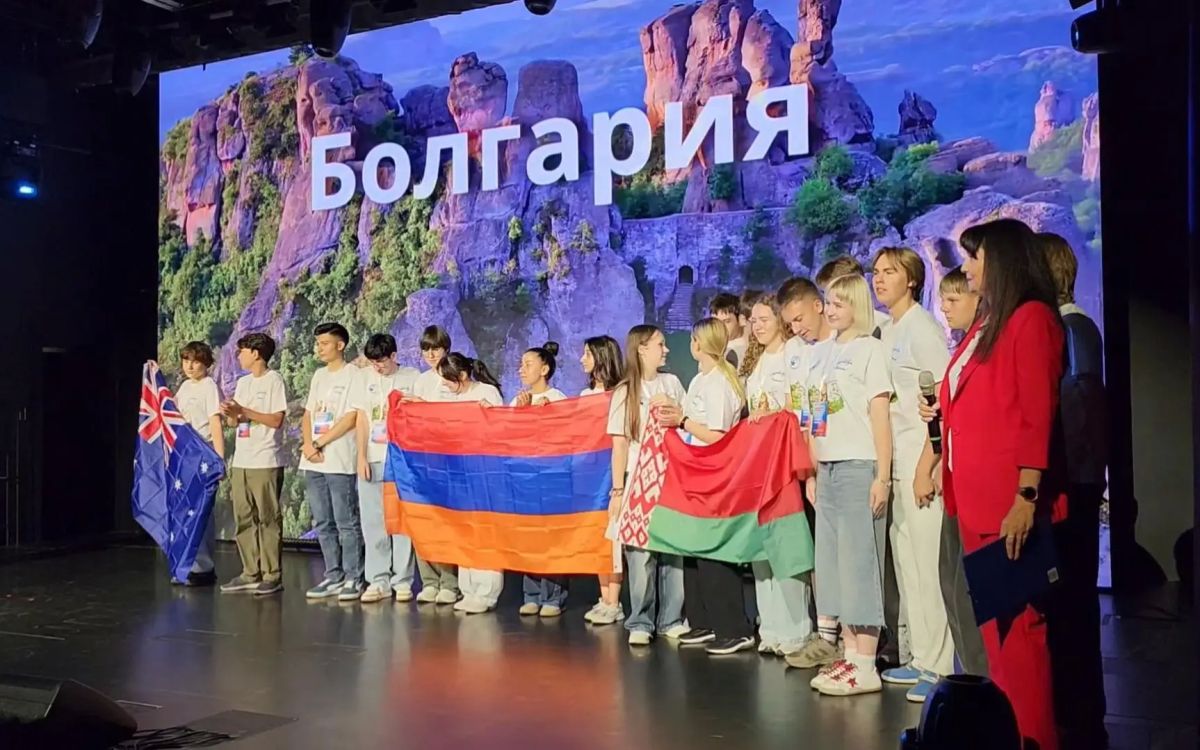 «Здравствуй, Россия!»: в Долгопрудном собрались юные учёные со всего мира «Здравствуй, Россия!»: в Долгопрудном собрались юные учёные со всего мира