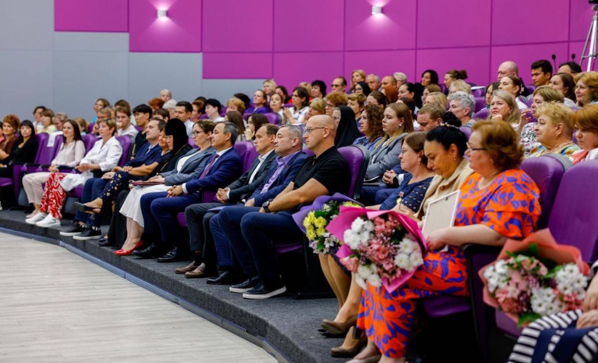 В Ленинском округе состоялось торжественное мероприятие, посвящённое 25-летию Российского реабилитационного центра «Детство» В Ленинском округе состоялось торжественное мероприятие, посвящённое 25-летию Российского реабилитационного центра «Детство»