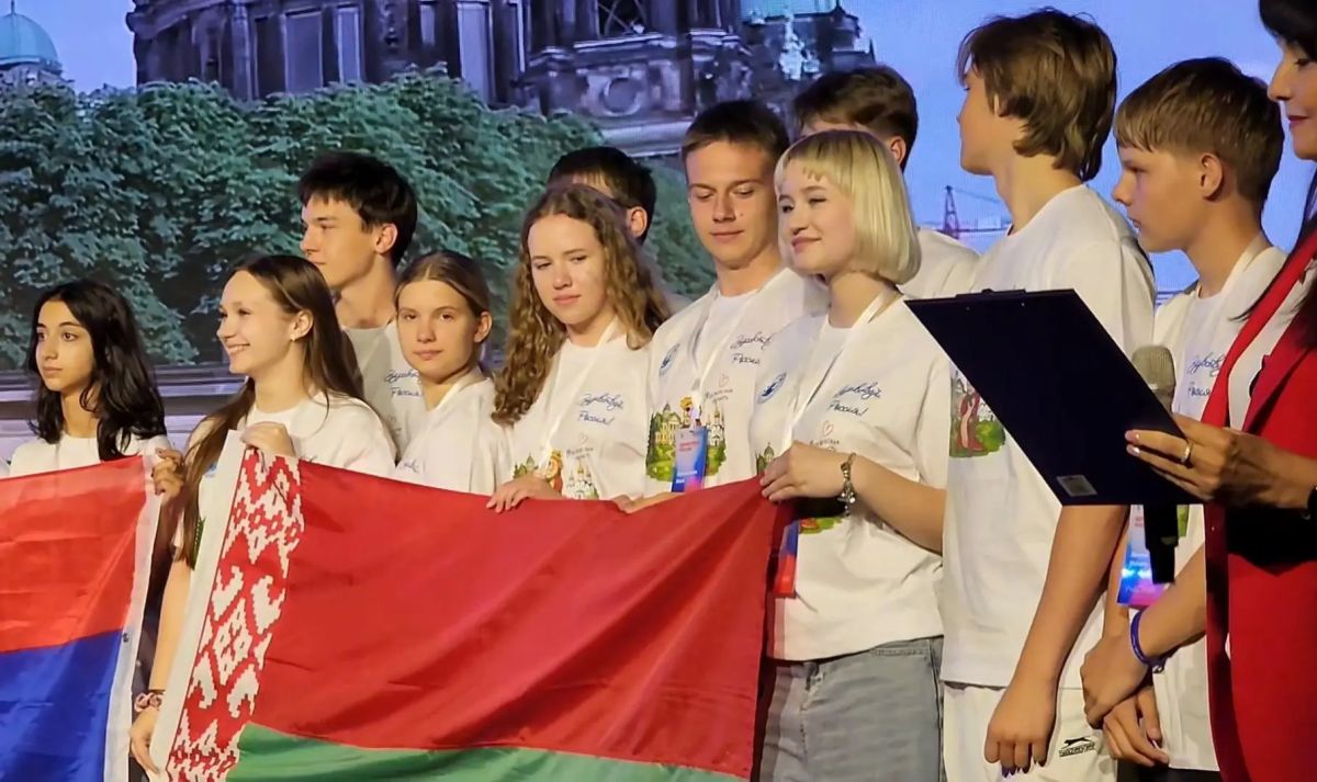 «Здравствуй, Россия!»: в Долгопрудном собрались юные учёные со всего мира «Здравствуй, Россия!»: в Долгопрудном собрались юные учёные со всего мира