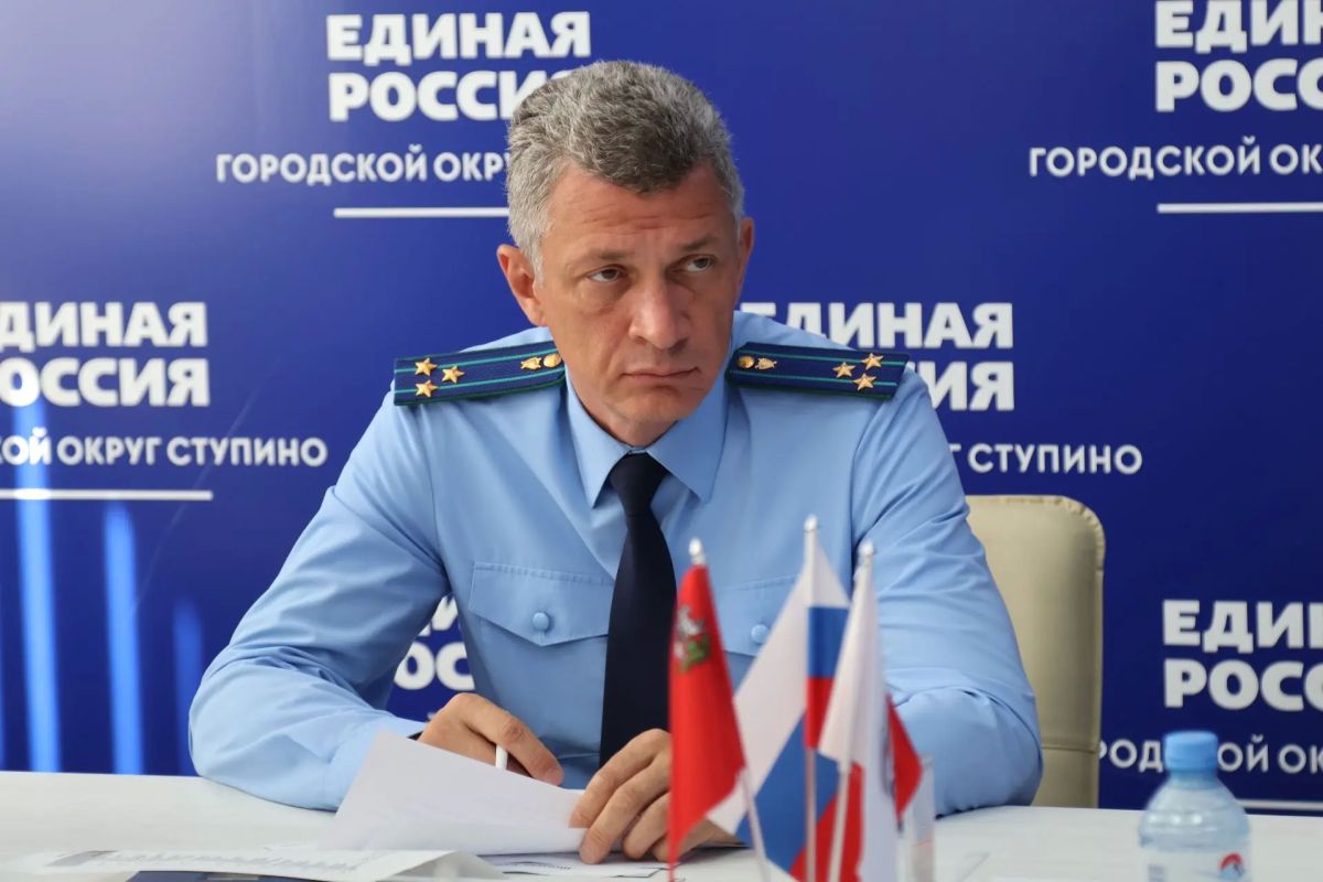 Секретарь местного отделения партии "Единая Россия" Сергей Мужальских провёл личный приём граждан Секретарь местного отделения партии "Единая Россия" Сергей Мужальских провёл личный приём граждан