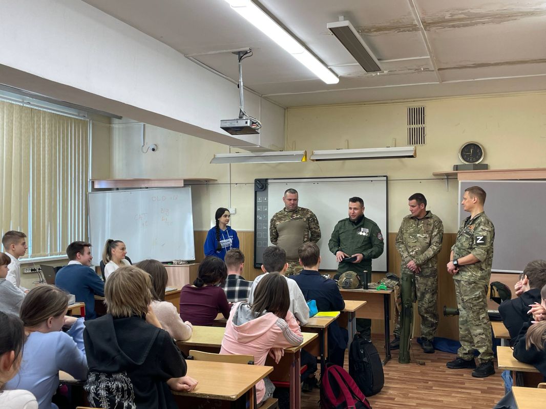 Молодая Гвардия: больше, чем просто слова Молодая Гвардия: больше, чем просто слова