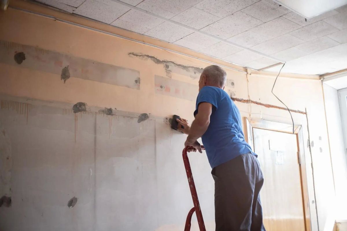 В спортшколе «Союз» в Дзержинском продолжается обновление В спортшколе «Союз» в Дзержинском продолжается обновление