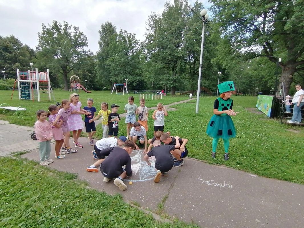 В парке «Дубки» м. о. Чехов успешно прошло увлекательное мероприятие, объединившее активные игры и творческое занятие В парке «Дубки» м. о. Чехов успешно прошло увлекательное мероприятие, объединившее активные игры и творческое занятие