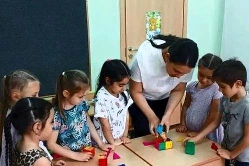 Золотой стандарт дошкольного образования: с любовью к детям и преданностью к делу Золотой стандарт дошкольного образования: с любовью к детям и преданностью к делу