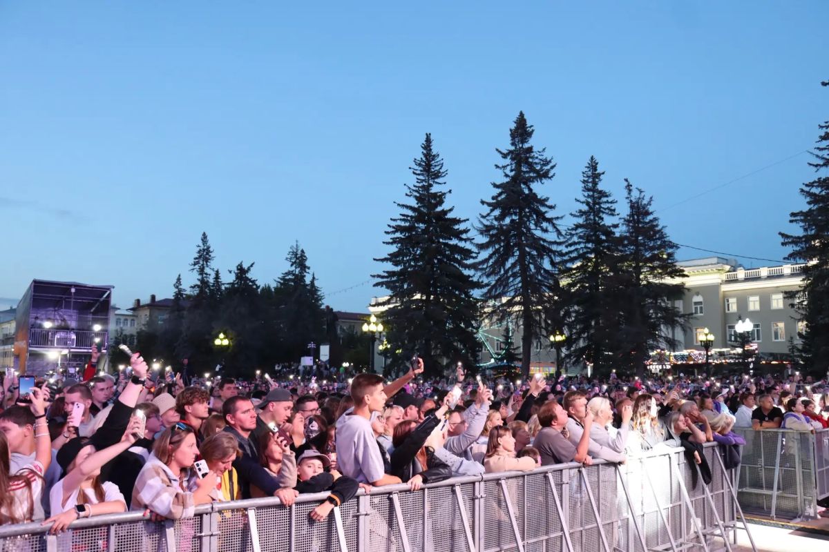 На Дне города в Ступино выступили «Казаки делают хиты» На Дне города в Ступино выступили «Казаки делают хиты»