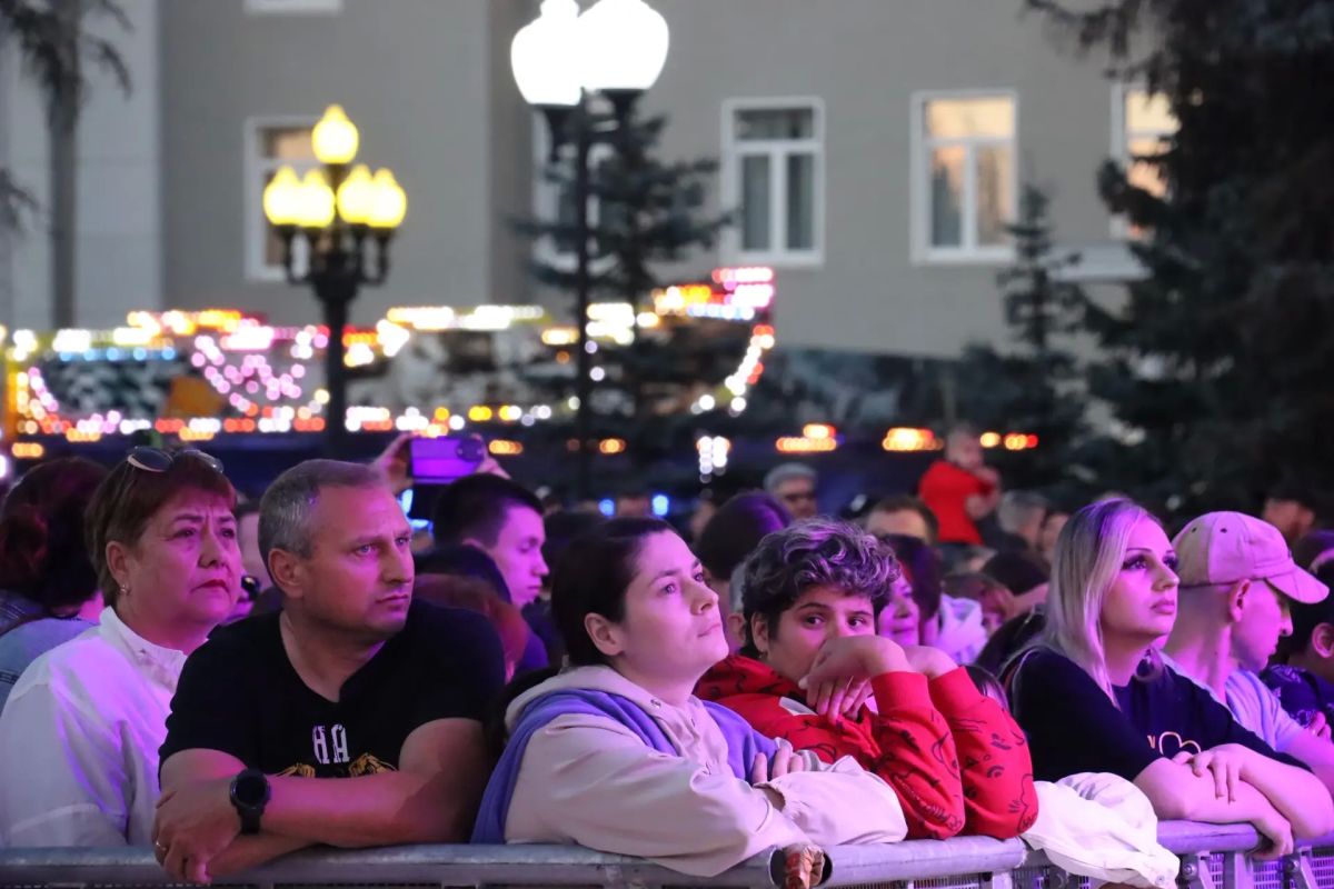 На Дне города в Ступино выступили «Казаки делают хиты» На Дне города в Ступино выступили «Казаки делают хиты»