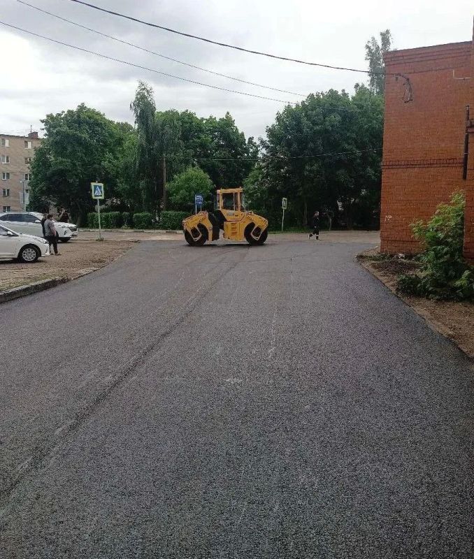 В Богородском округе активно приводят в порядок дорожную инфраструктуру — это особенно важно в преддверии нового учебного года В Богородском округе активно приводят в порядок дорожную инфраструктуру — это особенно важно в преддверии нового учебного года