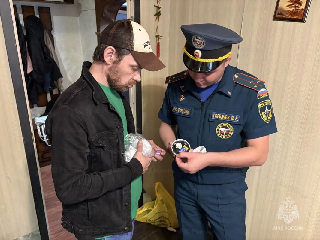 В Чехове проведены рейды по многодетным семьям В Чехове проведены рейды по многодетным семьям