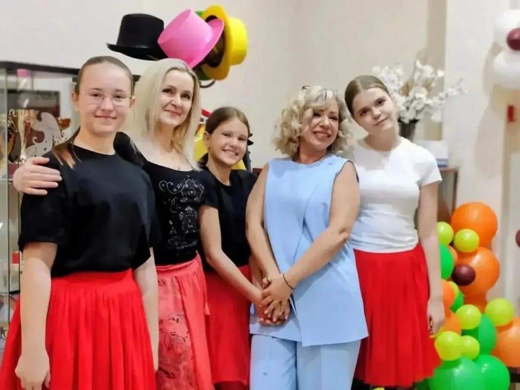 Более 230 человек записались в клубные формирования Люберецкого дворца культуры в рамках Дня открытых дверей Более 230 человек записались в клубные формирования Люберецкого дворца культуры в рамках Дня открытых дверей