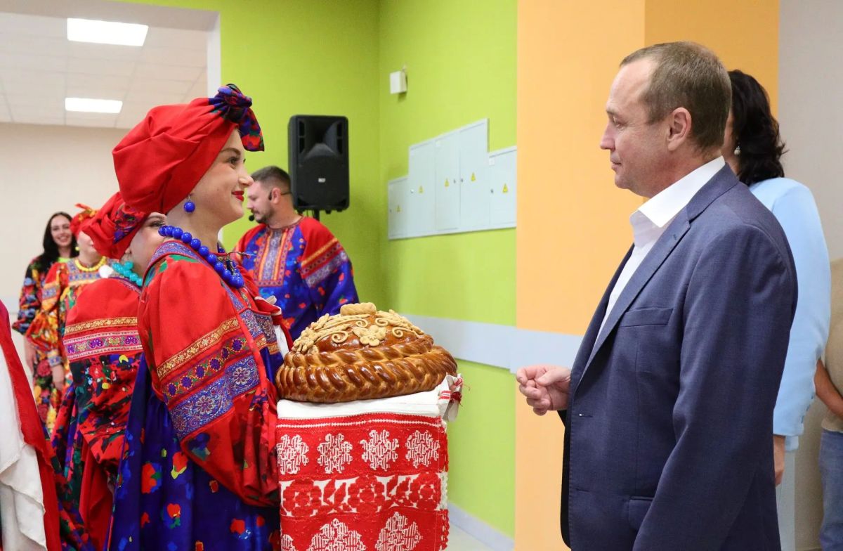 Алексей Малкин: В День знаний школа «Наши традиции» в Хорлово распахнула свои двери после капитального ремонта по народной программе «Единой России» Алексей Малкин: В День знаний школа «Наши традиции» в Хорлово распахнула свои двери после капитального ремонта по народной программе «Единой России»