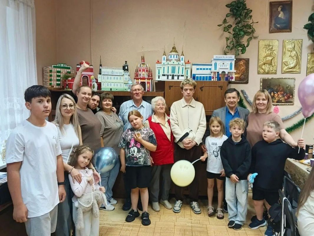 В Красноармейске открылось объединение семей героев СВО «Свои рядом» В Красноармейске открылось объединение семей героев СВО «Свои рядом»