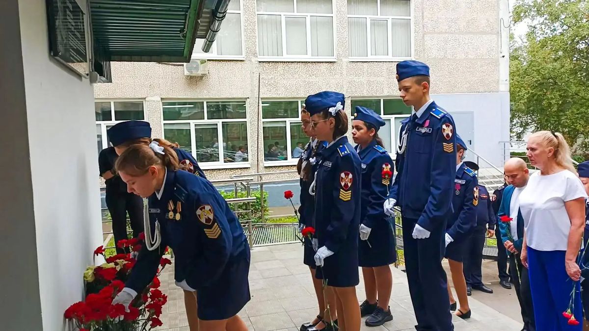 Росгвардейцы в Подмосковье приняли участие в мероприятии, посвящённом Дню солидарности в борьбе с терроризмом Росгвардейцы в Подмосковье приняли участие в мероприятии, посвящённом Дню солидарности в борьбе с терроризмом