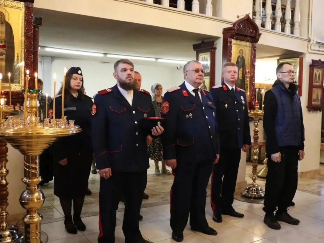 В Богородском округе День знаний обрёл особое звучание: 1 сентября здесь торжественно открыли два новых казачьих класса В Богородском округе День знаний обрёл особое звучание: 1 сентября здесь торжественно открыли два новых казачьих класса
