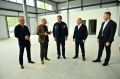 Максим Красноцветов: Сегодня вместе с депутатом Госдумы Сергеем Пахомовым посетили новую производственную площадку группы компаний «Пластик Он Лайн» в Лепешках, встретились с генеральным директором Дмитрием Кульковым и...